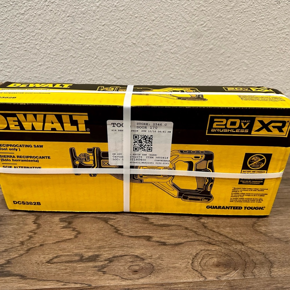 Dewalt Saw - New